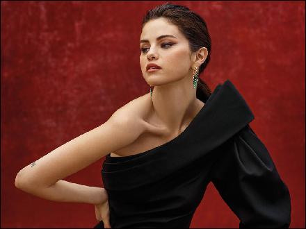 selena-gomez-mag-promo (1000x750, 73 kБ...)